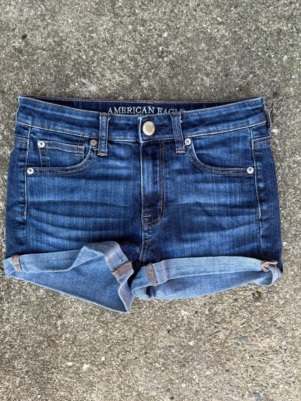 American Eagle Super Stretch High Rise Shortie Women’s Size 2 Jean Shorts